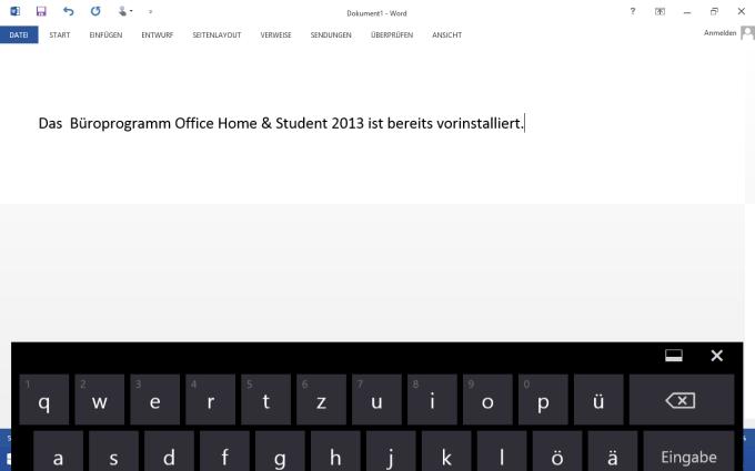 Microsofts Office Home and Student 2013 ist vorinstalliert.