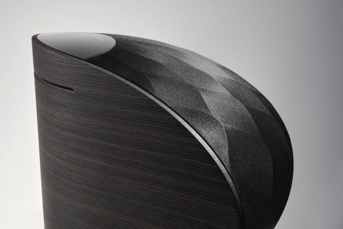 Designtechnisch lehnt sich Bowers & Wilkins gerne mal aus dem Fenster. So auch bei der Formation Wedge.
