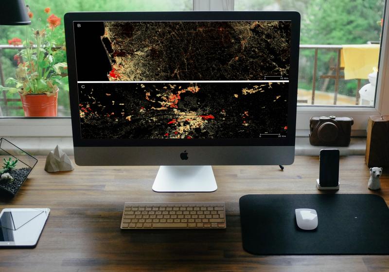 columbia.edu / GRFXPRO via MockDrop