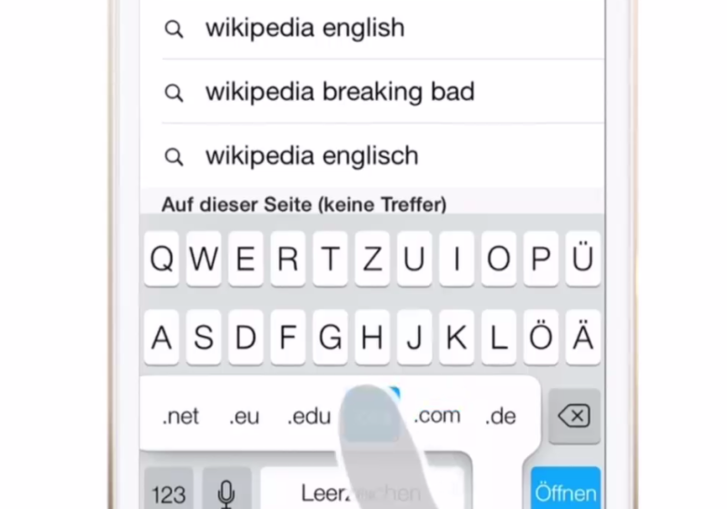 Die iOS-Tastatur hilft dem Nutzer bei vielen Dingen 0