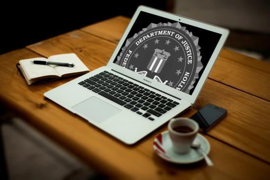 Das FBI hat sich den Hack des iPhone 5c einiges kosten lassen FBI / Unsplash via MagicMockups