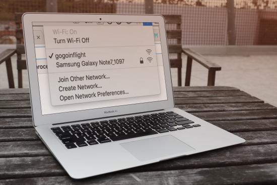 Lucas Wojciechowski ‏@lucaswoj / Twitter / ninetofive via MockDrop