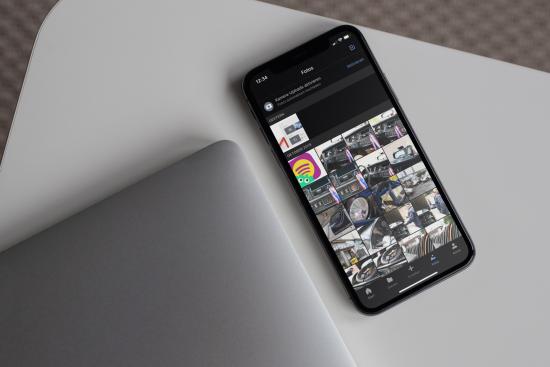 Dropbox auf dem iPhone bekommt den Dark Mode. Montage