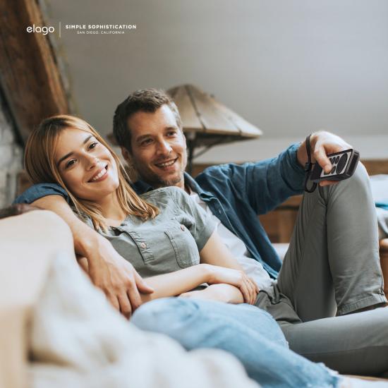 Elago Siri Remote Case für AirTags Elago